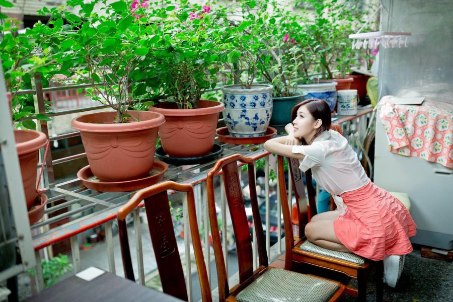 Jin Yun Qiao Nan Huan Apartment Sexy Pictures