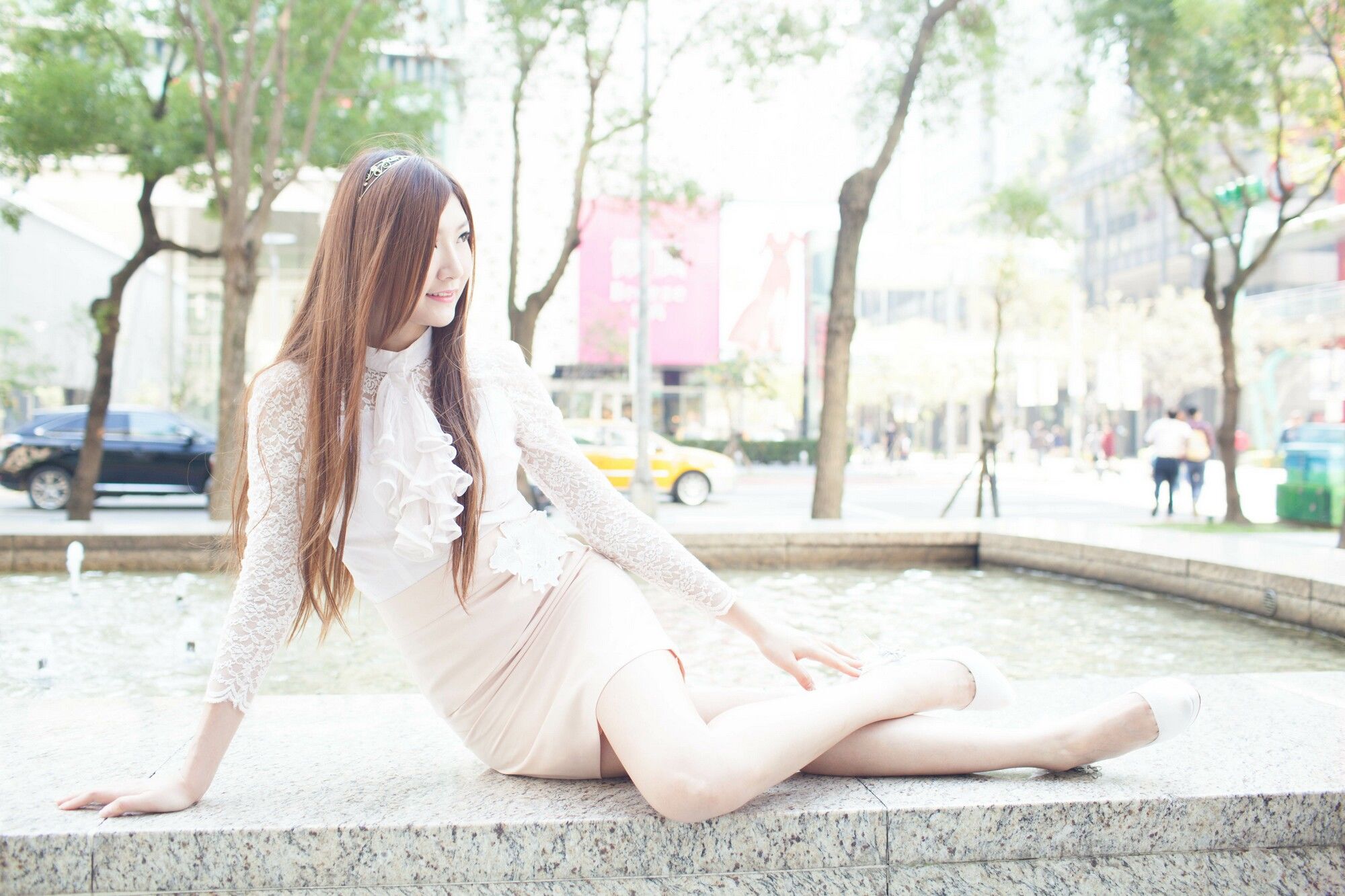 Taiwan Pretty Girl Xie Fu Yu Lace and Hip Dress in Xinyi District