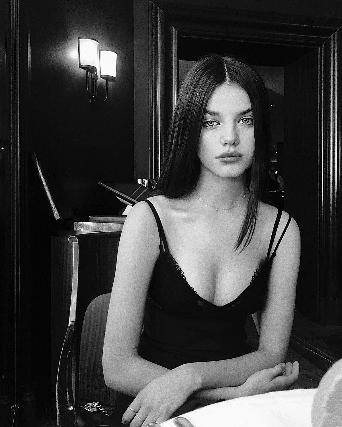 Sonia Ben Ammar Lovely Picture and Photo