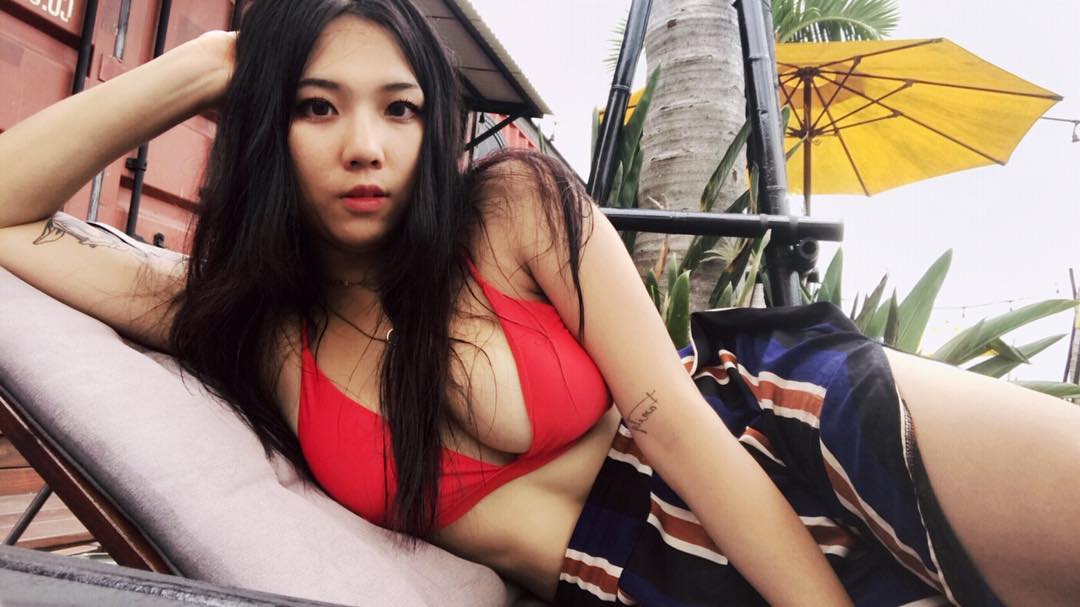 Chaoyuhsuan Big Boobs Picture and Photo